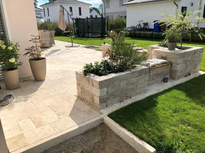 Travertin 40×60 oder Römischer Verband? Welches Verlegemuster passt zu Ihrer Terrasse?