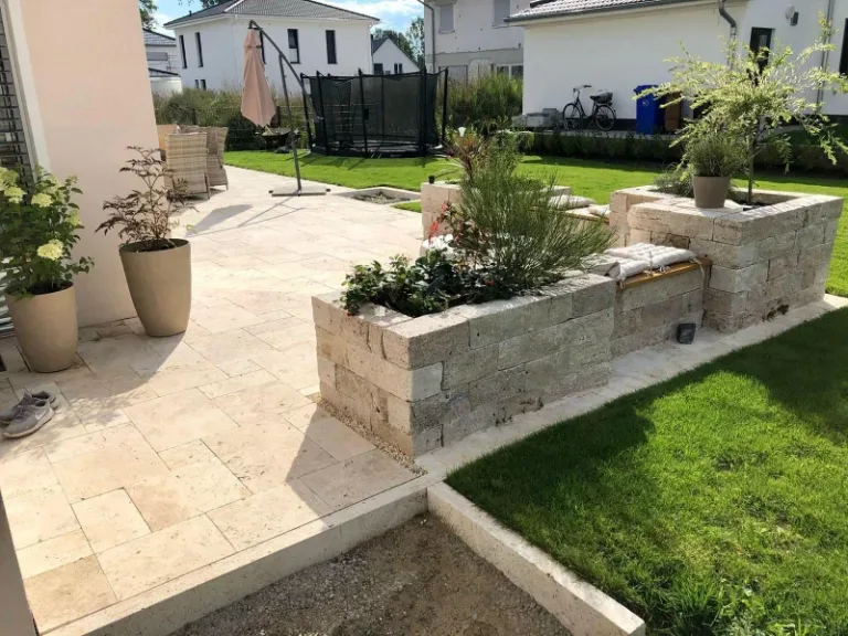 Travertin 40×60 oder Römischer Verband? Welches Verlegemuster passt zu Ihrer Terrasse?