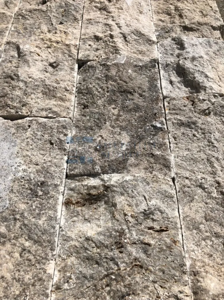 Travertine wall cladding Silver