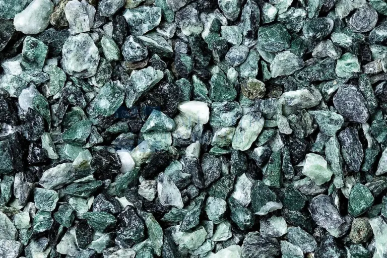 Carrara marble chippings green — 16–22 mm