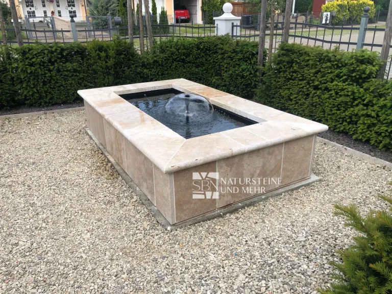 Wasserwand oder Gartenbrunnen? Drei Ideen mit Naturstein