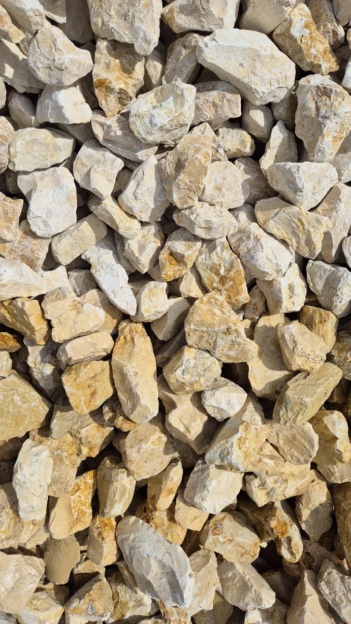 Jurakalkschroppen Gelbgrau 56–120 mm im Big Bag – Massive Gabionensteine aus Kalkstein