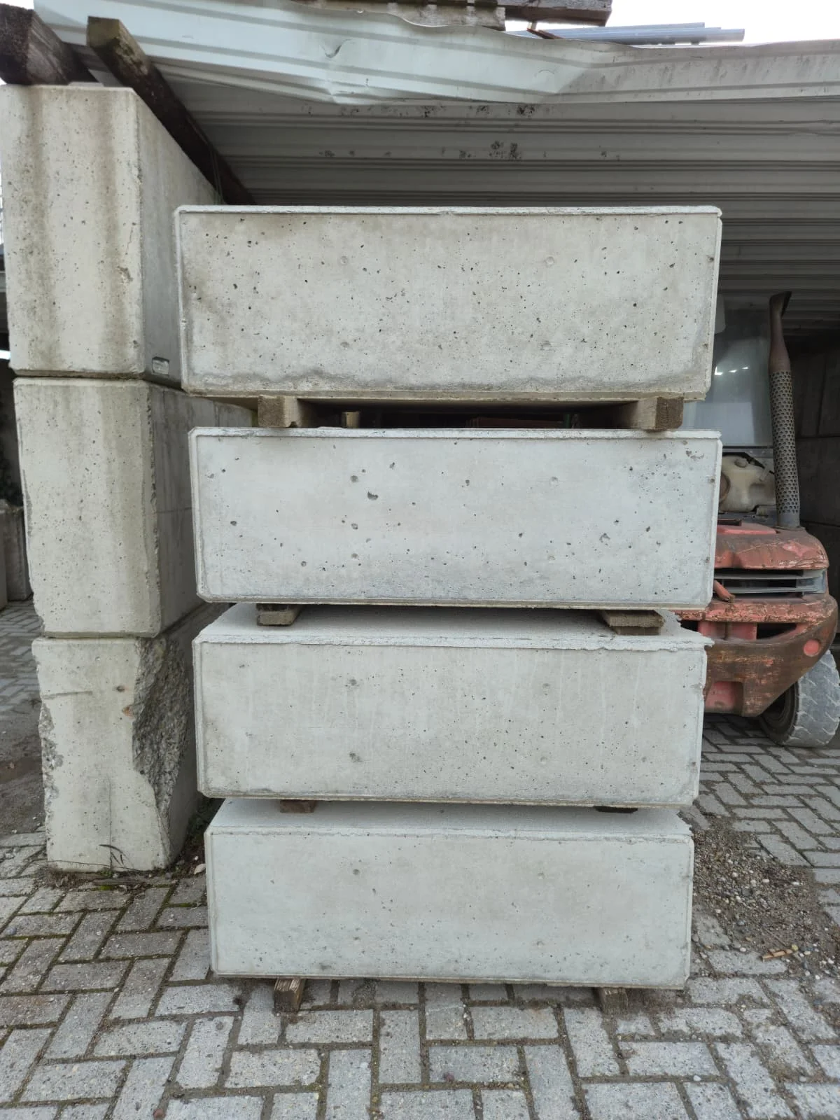 Ohne Noppen (glatte Oberfläche) nur für glatte ohne Steine
