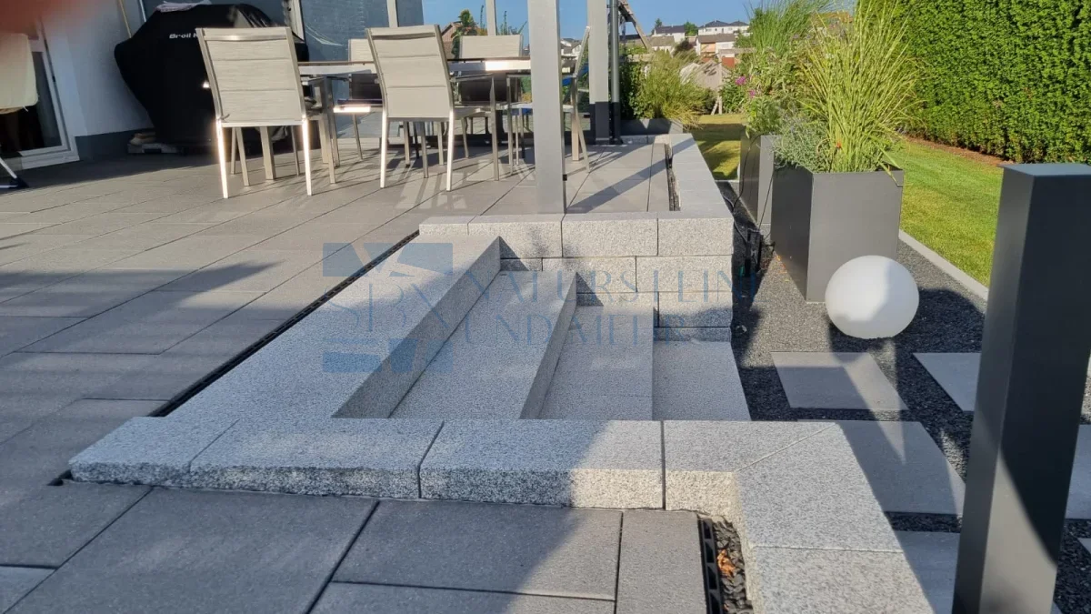 Granit Blockstufen 15×35×150 cm – allseits gesägt & sandgestrahlt