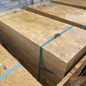 Travertin Gold Randsteine 100×30×7,5 cm – gesägt & getrommelt