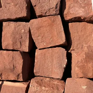 Sandstein Mauersteine Rot 20×20×40 cm – allseitig gespalten | ab Lager Lingenfeld
