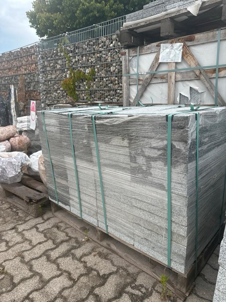 Granit Terrassenplatten 60 × 30 × 5 cm – grau, sandgestrahlt - 2