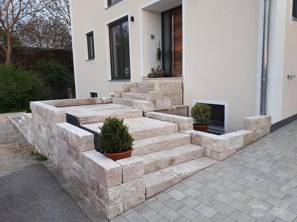 Stopień blokowy z trawertynu Classic — 150 × 35 × 15 cm