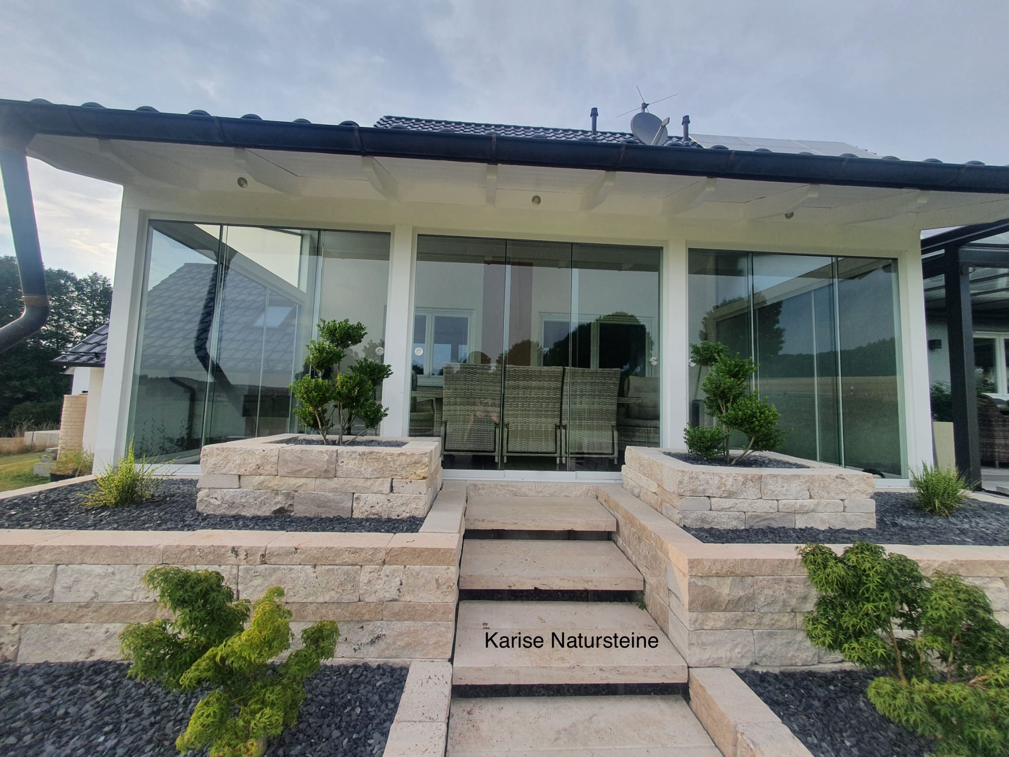 Granit Dunkelgrau Anthrazit  Terrassenplatten