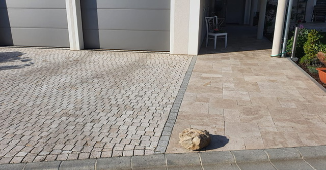 Granit Dunkelgrau Anthrazit  Terrassenplatten