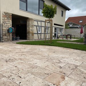 Travertin Naturel Terrassenplatten