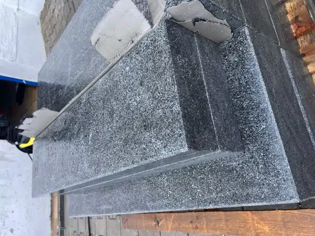 Granit Dunkelgrau Anthrazit  Terrassenplatten