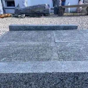 Granit Dunkelgrau Anthrazit  Terrassenplatten
