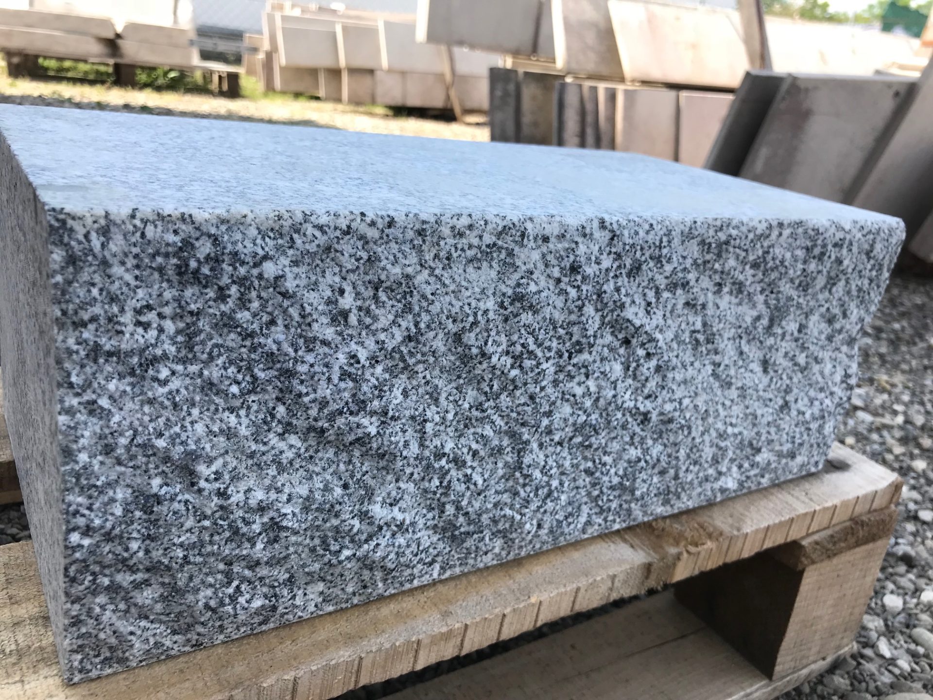 Granit Bergama Grey Mauersteine 15x20x40cm