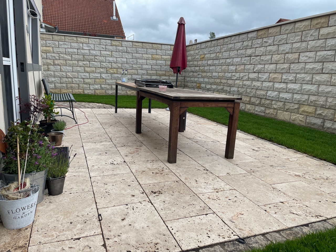 Travertin Naturel Terrassenplatten