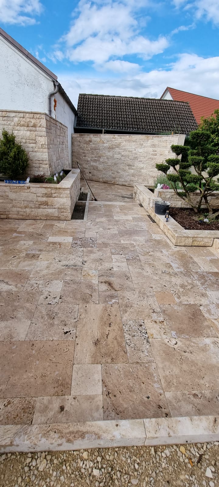 Travertin Naturel Terrassenplatten