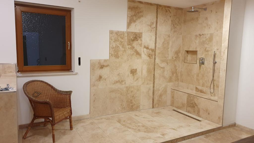 Travertin Assos Natursteinfliesen 1,2cm - Görsel 4