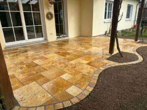 Travertin Gold Römischer Verband 3 cm – geschliffen & getrommelt