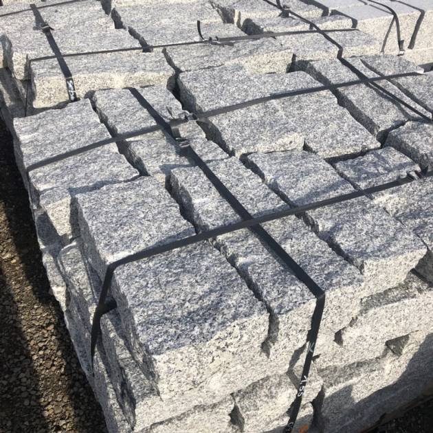 Granit Mauersteine allseits gespalten 10x20x40cm