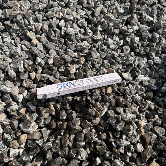 Alpinsplitt Grau-Anthrazit 16–22 mm – Weiß Geadert