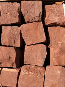 Sandstein Mauersteine Rot 20×20×40 cm – allseitig gespalten | ab Lager Lingenfeld